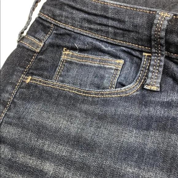 Universal Thread Women's High Rise Blue Jeans - Picture 4 of 11